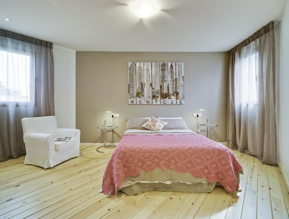 Apartamentos Alfonso X Alicante Rum bild